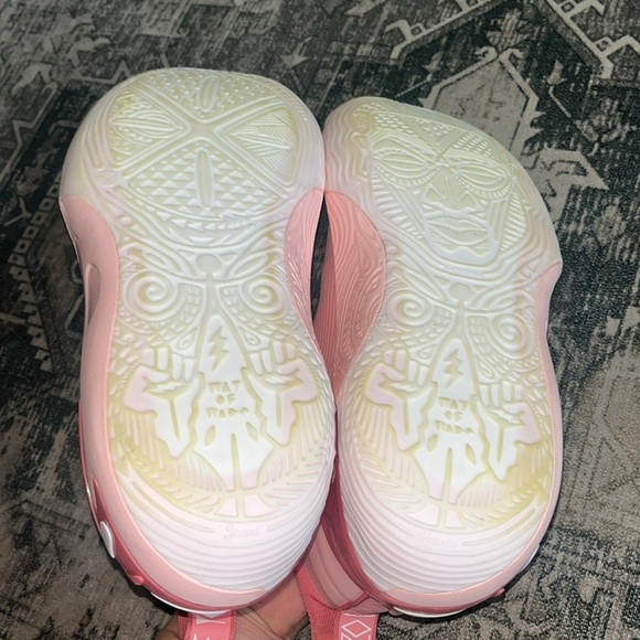 Way of Wade men’s 11 Blossom basketball sneakers size 14 - Picture 11 of 15